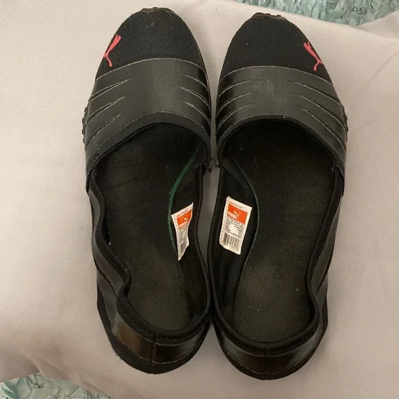 PUMA Slip-Ons Sz 10 - Picture 6 of 10